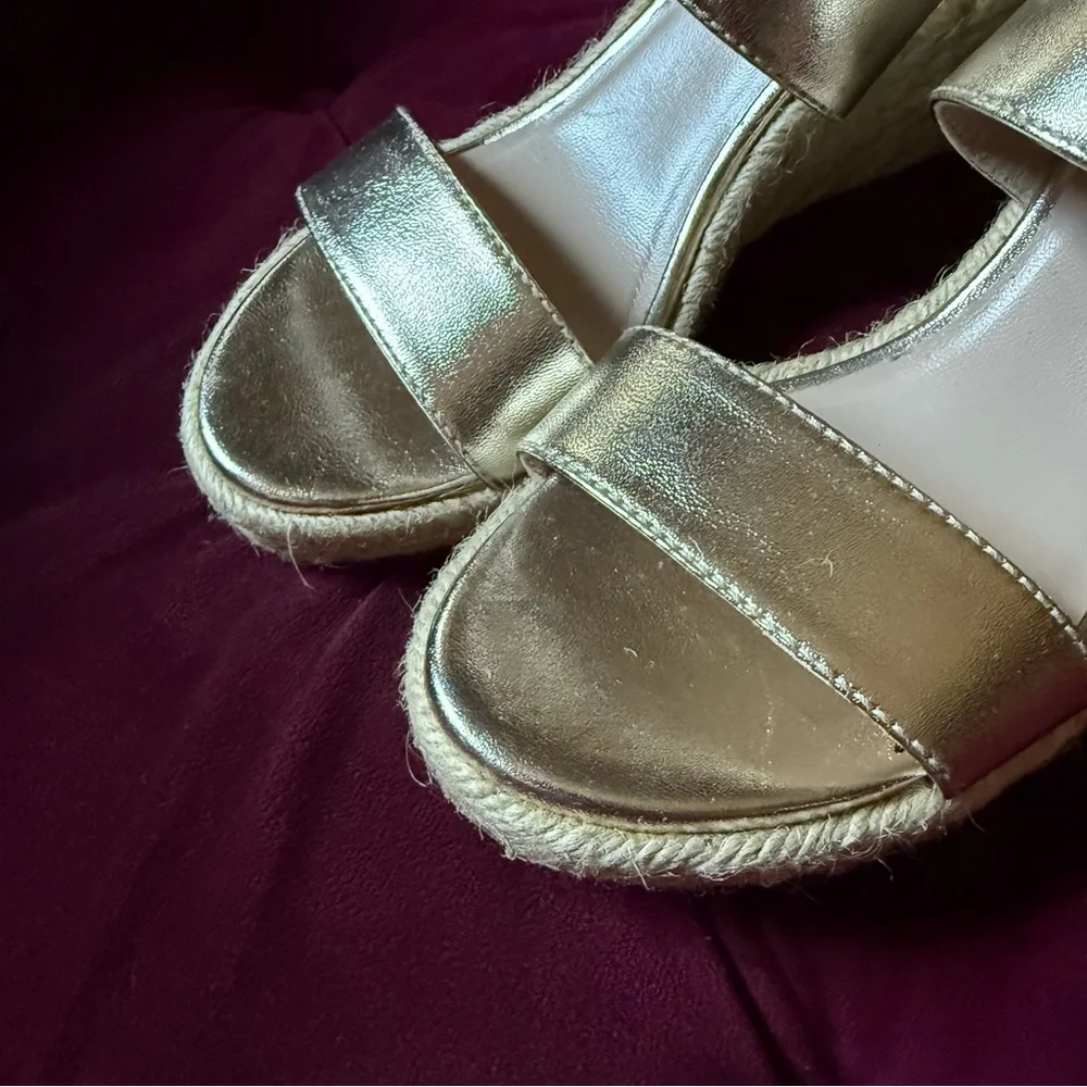 Stuart Weitzman - Lexia Espadrille Wedge Sandal - Metallic Gold Leather - Size 6 - Picture 4 of 9